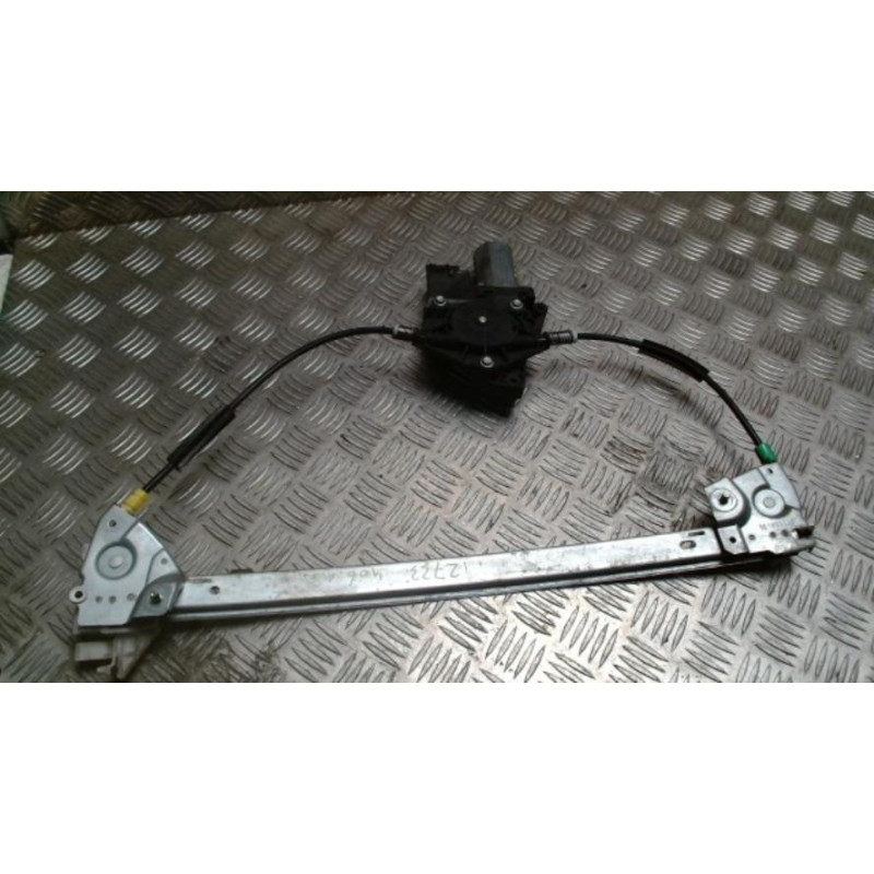 Leve vitre electrique avant gauche PEUGEOT 406 PHASE 1 d’occasion