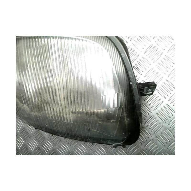Optique avant principal droit (feux)(phare) RENAULT CLIO 2 PHASE 1 d’occasion
