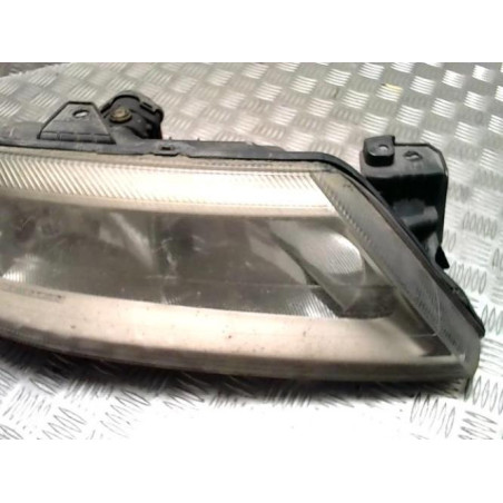 Optique avant principal droit (feux)(phare) RENAULT LAGUNA 2 PHASE 1 d’occasion
