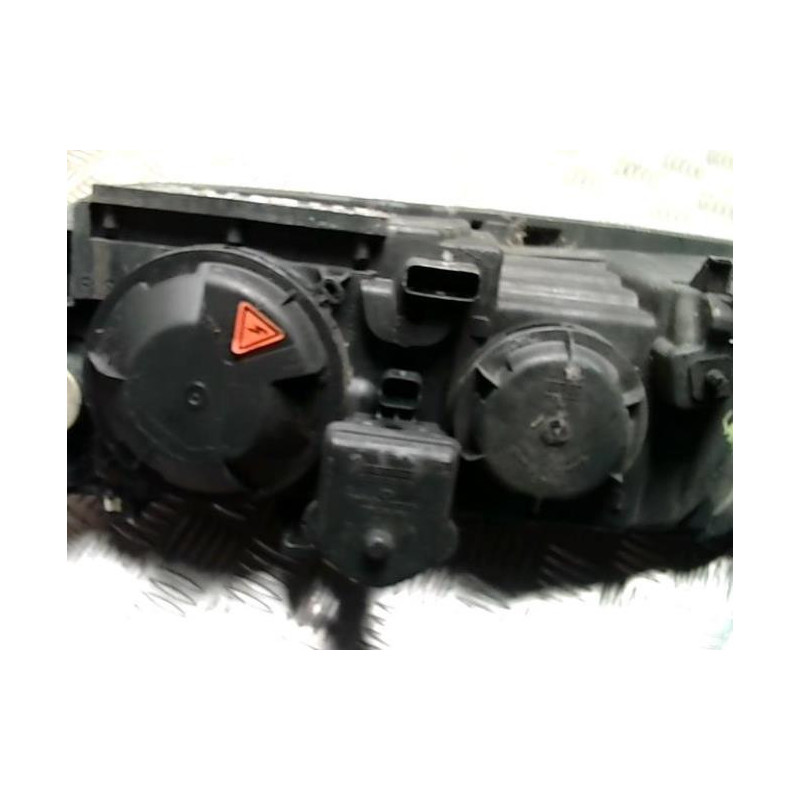 Optique avant principal droit (feux)(phare) RENAULT LAGUNA 2 PHASE 1 d’occasion