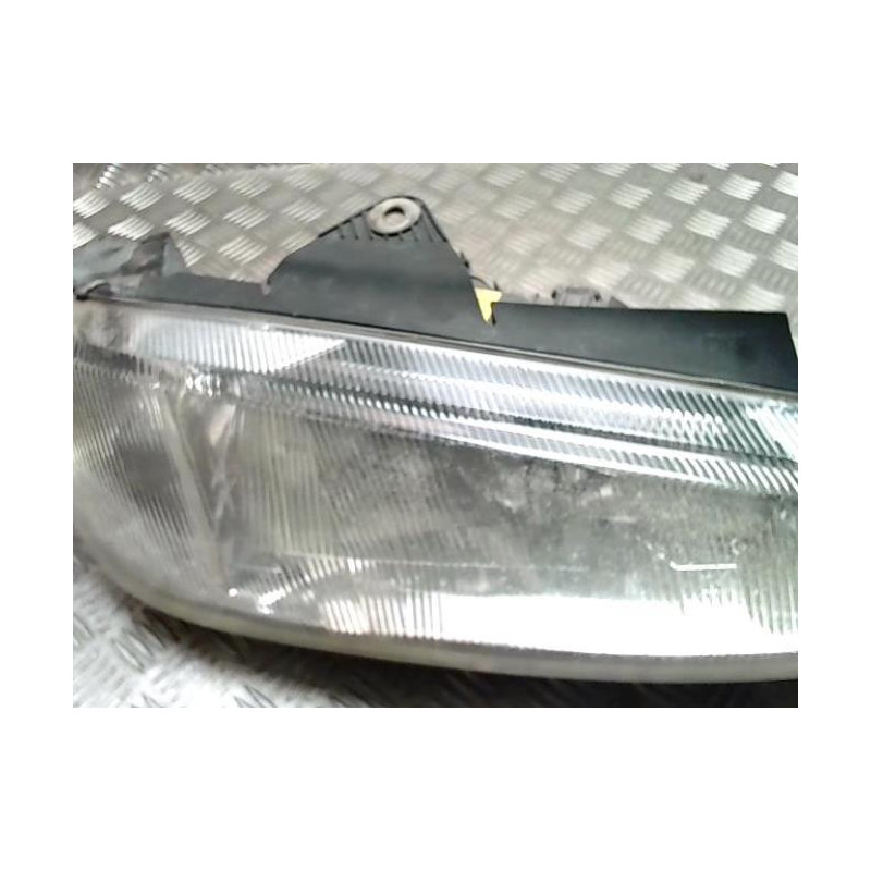 Optique avant principal droit (feux)(phare) PEUGEOT 406 PHASE 1 d’occasion