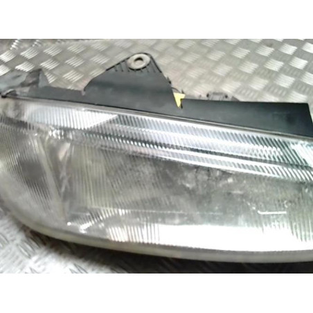 Optique avant principal droit (feux)(phare) PEUGEOT 406 PHASE 1 d’occasion