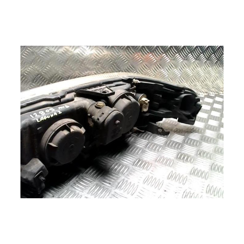 Optique avant principal droit (feux)(phare) RENAULT LAGUNA 2 PHASE 1 BREAK d’occasion