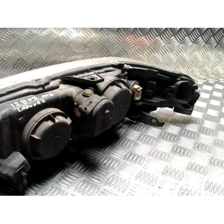 Optique avant principal droit (feux)(phare) RENAULT LAGUNA 2 PHASE 1 BREAK d’occasion