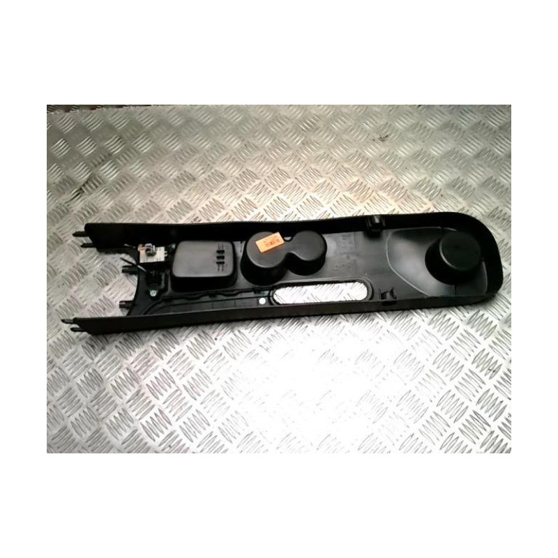 Console central (interieur plastique) RENAULT CLIO 4 PHASE 2 d’occasion