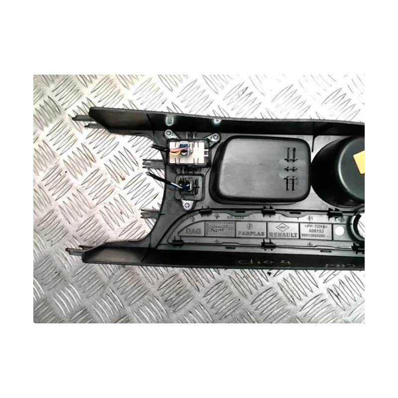 Console central (interieur plastique) RENAULT CLIO 4 PHASE 2 d’occasion