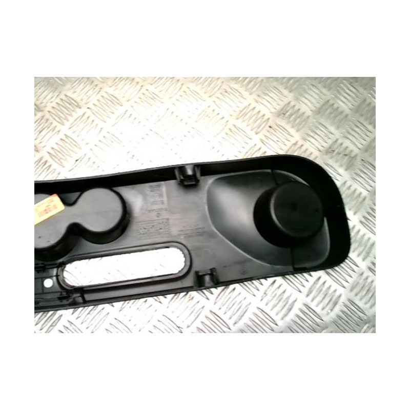 Console central (interieur plastique) RENAULT CLIO 4 PHASE 2 d’occasion