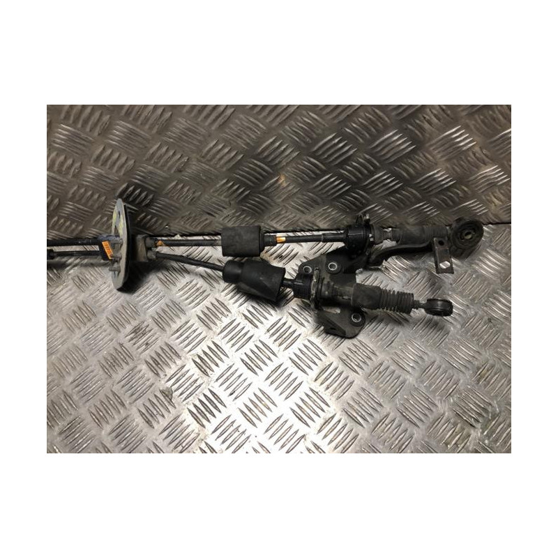 Cable levier de vitesses HYUNDAI I 40 PHASE 1 BREAK d’occasion