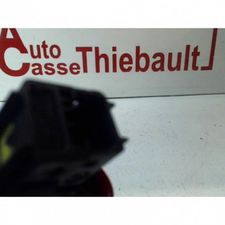 Bouton de warning PEUGEOT 206 PH1 BERLINE (2A/C/H/J) XRPRE/XT d’occasion