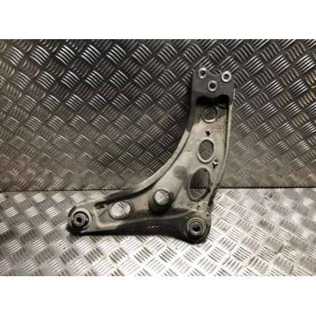 Triangle avant droit RENAULT TRAFIC 3 COURT PHASE 1 d’occasion