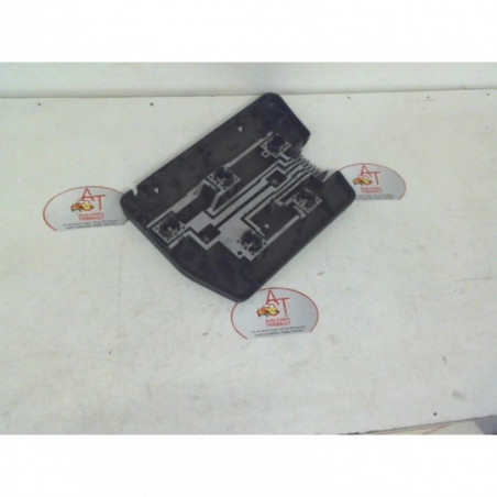 Platine feu arriere droit FORD ORION II d’occasion