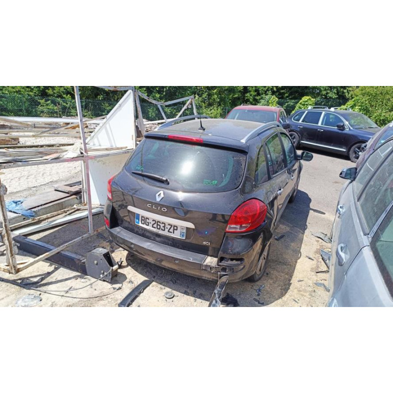 Anti brouillard gauche (feux) RENAULT CLIO 3 PHASE 2 BREAK d’occasion