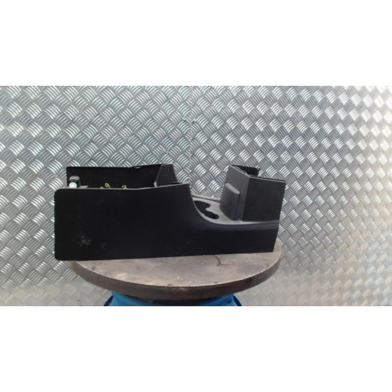 Console central (interieur plastique) RENAULT TWINGO 3 PHASE 1 d’occasion