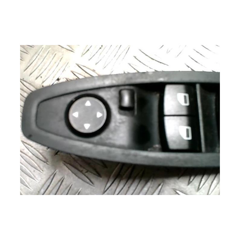 Interrupteur de leve vitre avant gauche BMW SERIE 1 F20 PHASE 1 d’occasion