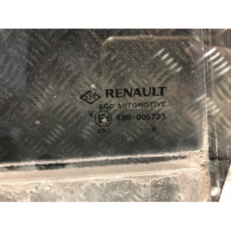 Vitre arriere droit DACIA DUSTER 2 PHASE 1 d’occasion