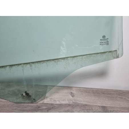 Vitre avant droit FIAT 500 2 PHASE 1 d’occasion