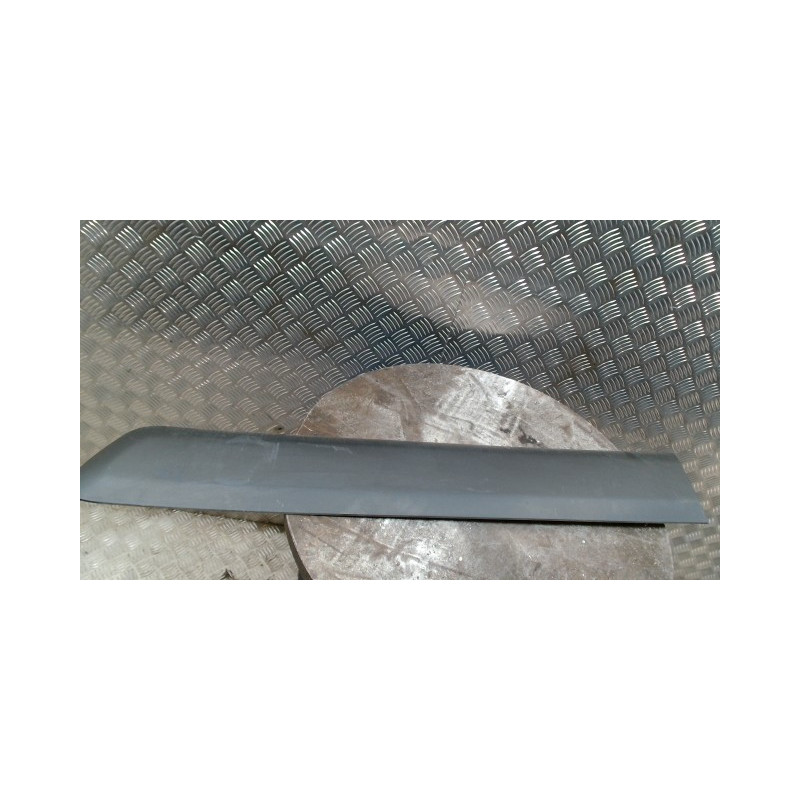 Baguette de porte arriere gauche  CITROEN BERLINGO 2 PHASE 3 d’occasion