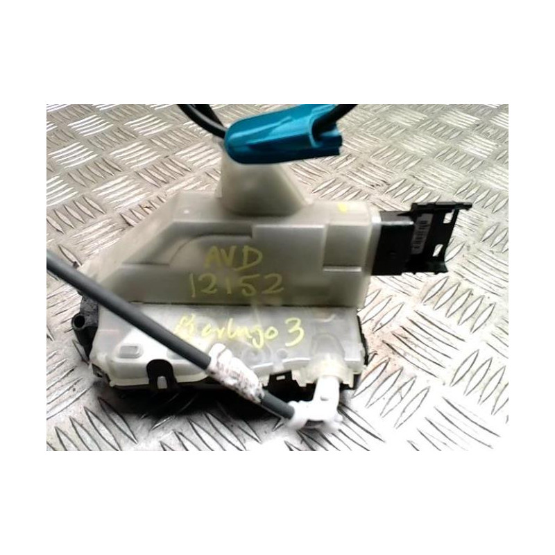 Serrure avant droit CITROEN BERLINGO 3 M PHASE 1 d’occasion