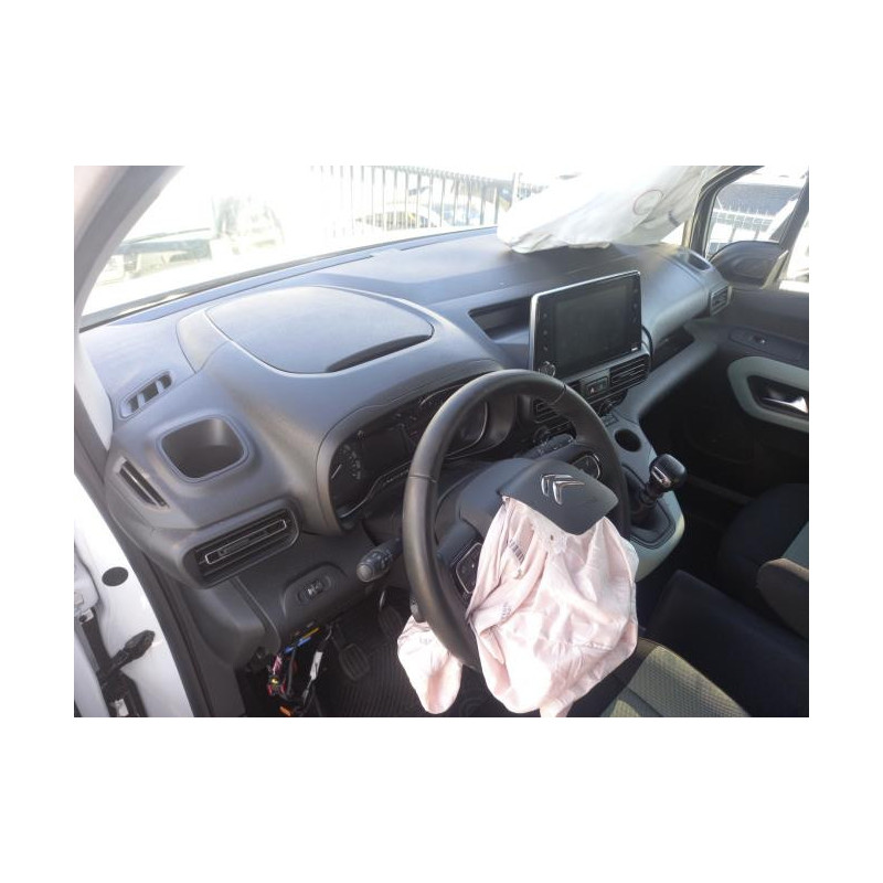 Serrure avant droit CITROEN BERLINGO 3 M PHASE 1 d’occasion