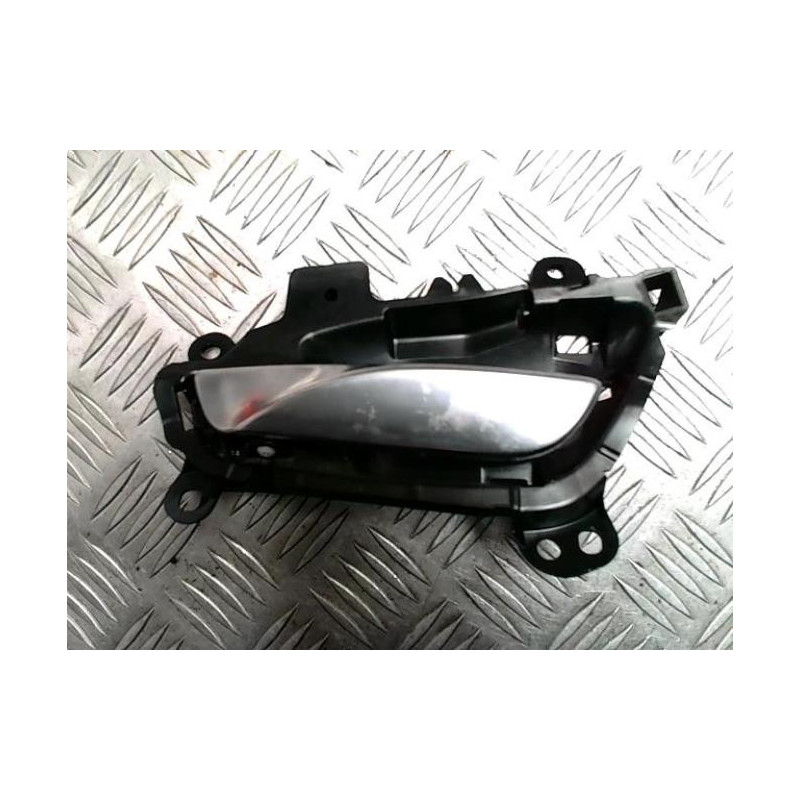 Poignee interieur avant gauche BMW SERIE 1 F20 PHASE 1 d’occasion