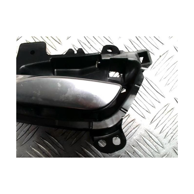 Poignee interieur avant gauche BMW SERIE 1 F20 PHASE 1 d’occasion