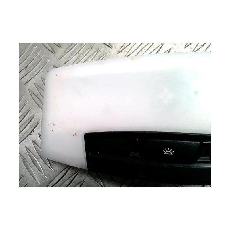 Eclairage de plafonnier BMW SERIE 1 F20 PHASE 1 d’occasion