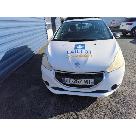 Pare choc avant PEUGEOT 208 1 PHASE 1 d’occasion