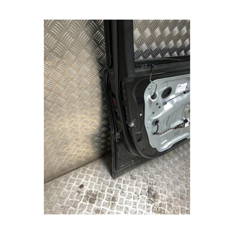 Porte avant gauche MERCEDES CLASSE M 164 PHASE 1 d’occasion