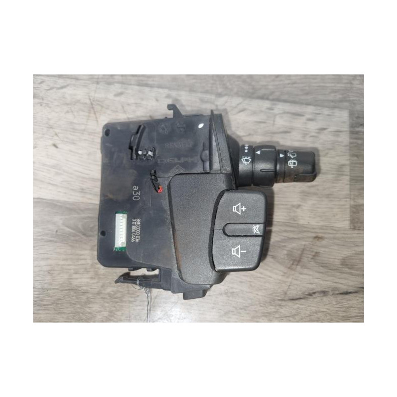 Commodo d'essuie glaces RENAULT CLIO 3 PHASE 1 d’occasion