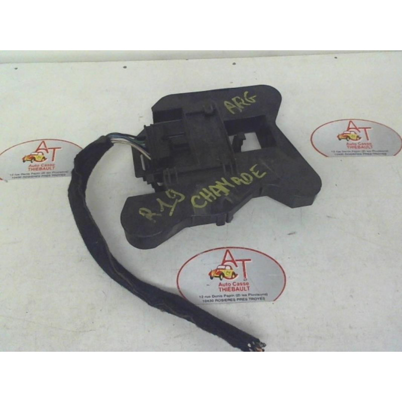 Platine feu arriere gauche RENAULT R19 CHAMADE PHASE 1 d’occasion