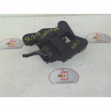 Platine feu arriere droit RENAULT R19 CHAMADE PHASE 1 d’occasion