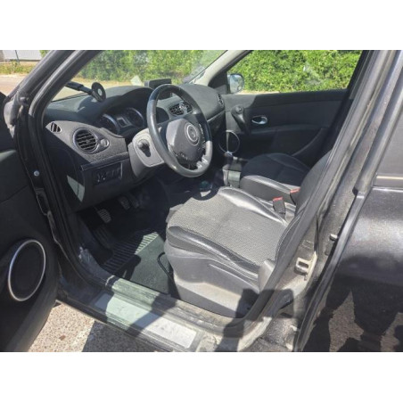 Anti brouillard gauche (feux) RENAULT CLIO 3 PHASE 2 d’occasion