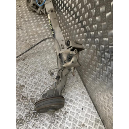 Train arriere complet RENAULT CLIO 3 PHASE 1 d’occasion