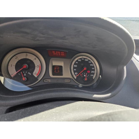 Optique avant principal droit (feux)(phare) RENAULT CLIO 3 PHASE 1 d’occasion