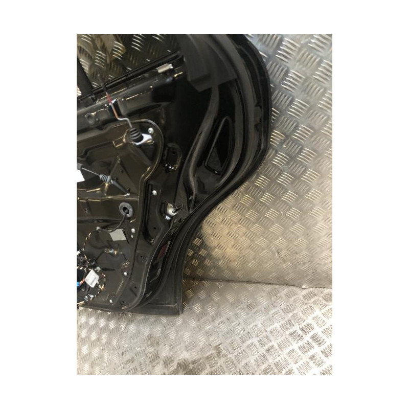 Porte arriere droit MERCEDES CLASSE M 164 PHASE 1 d’occasion