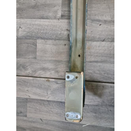 Renfort pare choc arriere (traverse) FIAT 500 2 PHASE 1 d’occasion