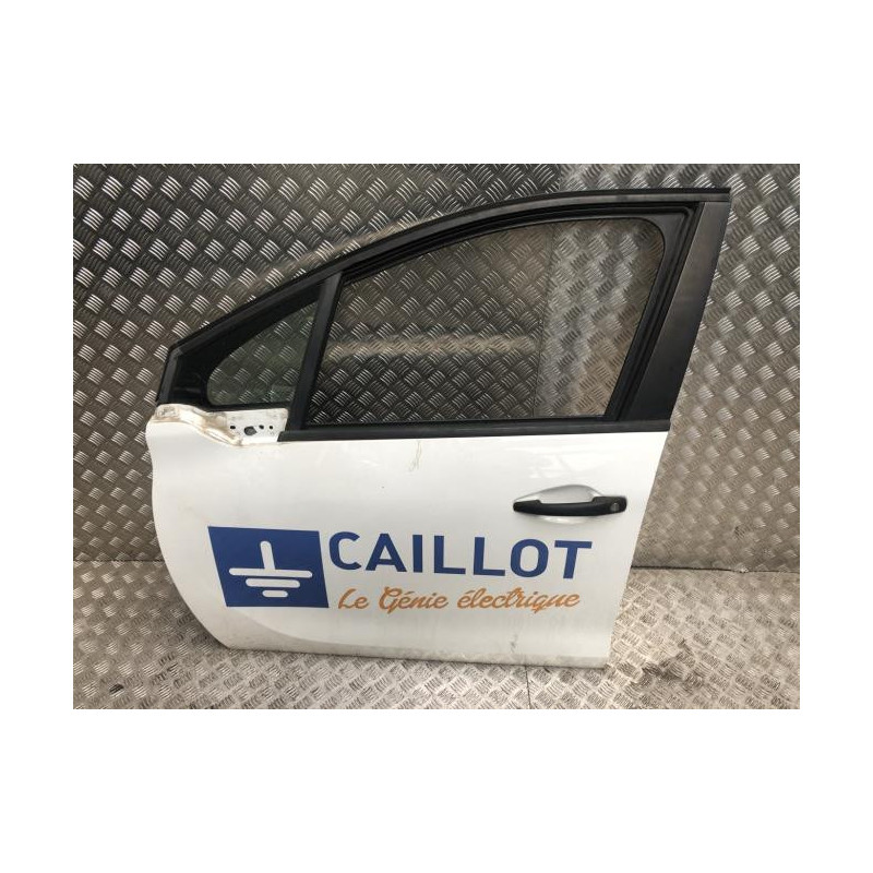 Porte avant gauche PEUGEOT 208 1 PHASE 1 d’occasion