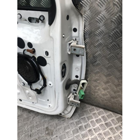Porte avant gauche PEUGEOT 208 1 PHASE 1 d’occasion
