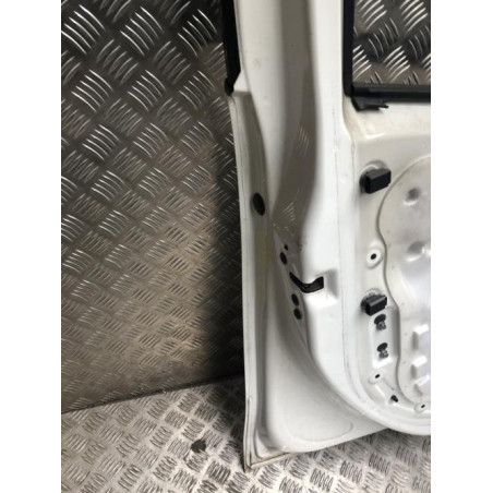 Porte avant gauche PEUGEOT 208 1 PHASE 1 d’occasion