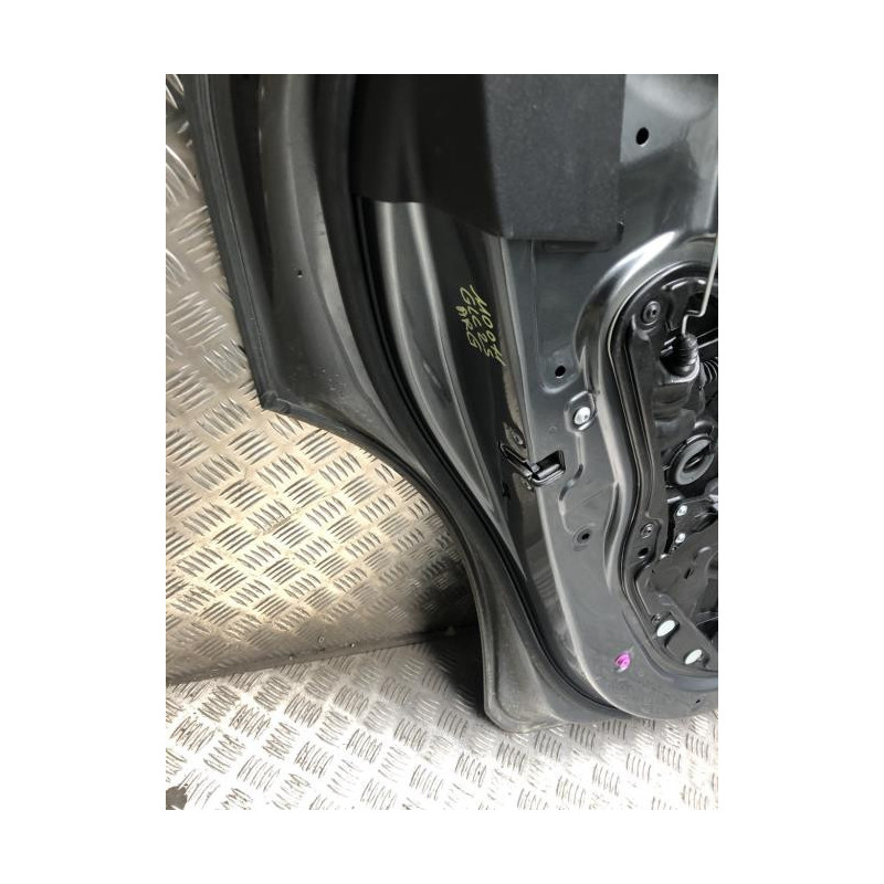 Porte arriere gauche MERCEDES CLASSE GLC 253 PHASE 1 d’occasion