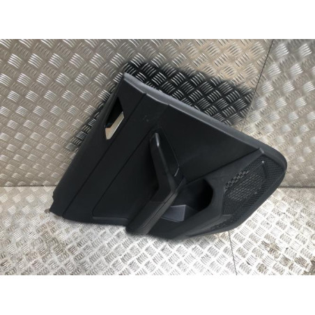 Panneau de porte arriere gauche VOLKSWAGEN POLO 6 PHASE 1 d’occasion