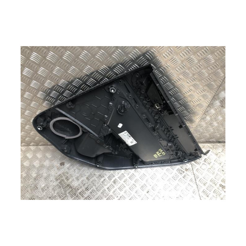 Panneau de porte arriere gauche VOLKSWAGEN POLO 6 PHASE 1 d’occasion