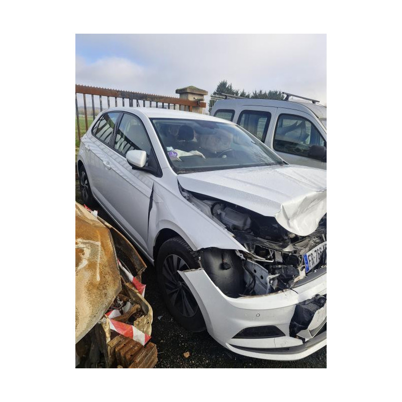 Panneau de porte arriere gauche VOLKSWAGEN POLO 6 PHASE 1 d’occasion