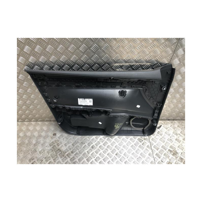 Panneau de porte avant droit VOLKSWAGEN POLO 6 PHASE 1 d’occasion