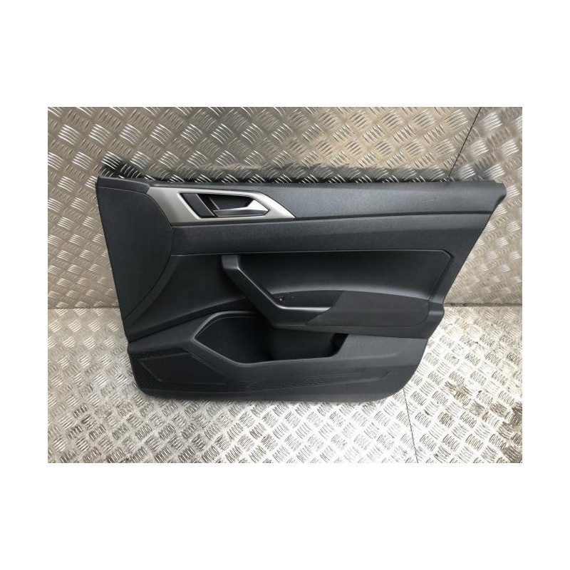 Panneau de porte avant droit VOLKSWAGEN POLO 6 PHASE 1 d’occasion