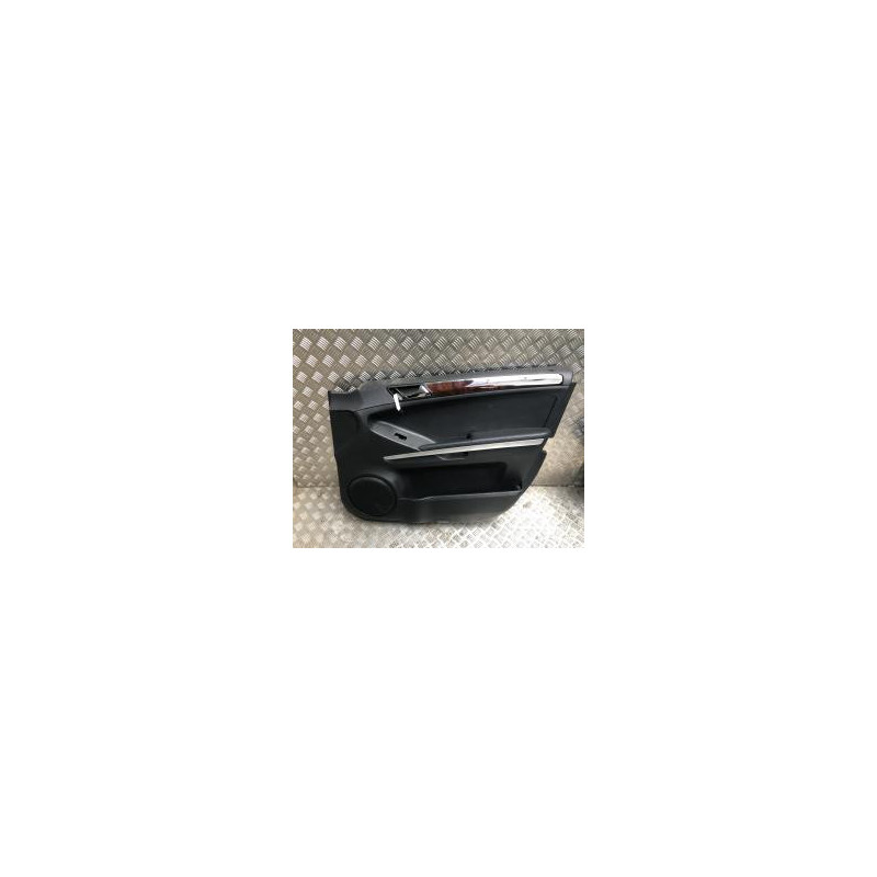 Panneau de porte avant droit MERCEDES CLASSE M 164 PHASE 1 d’occasion