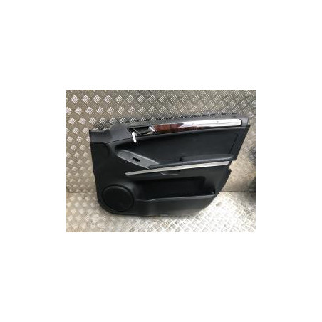 Panneau de porte avant droit MERCEDES CLASSE M 164 PHASE 1 d’occasion