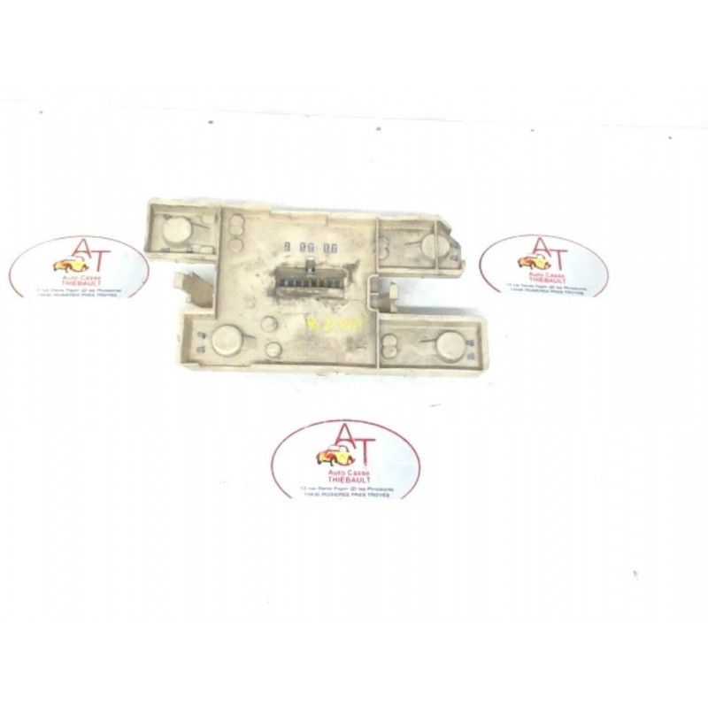 Platine feu arriere droit RENAULT CLIO I PHASE 1 d’occasion