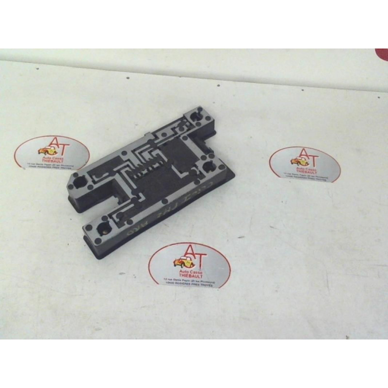 Platine feu arriere gauche RENAULT CLIO I PHASE 2 d’occasion