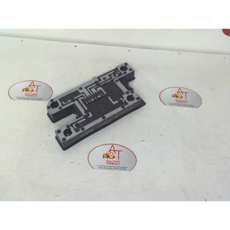 Platine feu arriere gauche RENAULT CLIO I PHASE 2 d’occasion